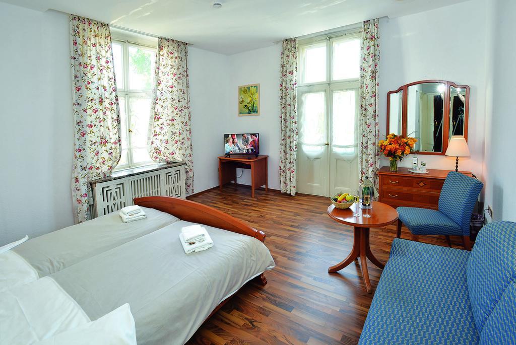 Villa Oranien ดีซ ภายนอก รูปภาพ